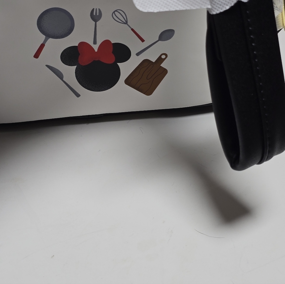 Loungefly Disney Mickey & Minnie Chef Cosplay Mini Backpacks NWT - Picture 5 of 7